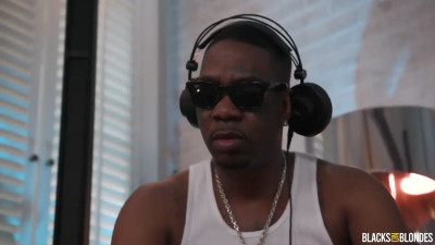 McKenzie Mae - Bang To The Beat 18-07-2025