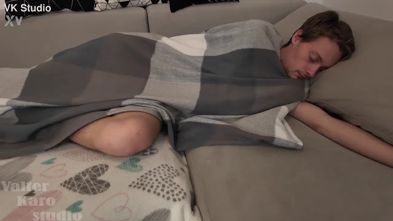 Remido - 19 Y O Teen Remido First Time Ass Takes Cock In - Watch Latest Porn Video at ePornHome.com for Free.