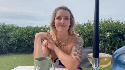 JacquieEtMichelTV Livia 28 Years Old Knows What She Wants 07 08 2025