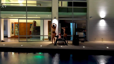 Natalia Starr, Veronica Rodriguez - Hot Sweaty Threesome