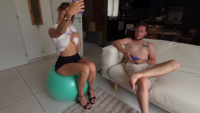 OnlyFans Luxymin - Roleplay My Roommate Fucks My Ass On My Gym Ball