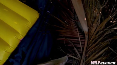 Angelica Amore - Milf Cleans Naked And Fucks Me So Good 09 08 2025