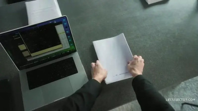 LifeSelector - Gatita Veve - The Realtor Always Rings Twice