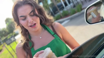 Selina Bentz - Little Starbucks Waitress Fucked By Customer In The Car