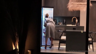 Madison Ivy - Hot Tub