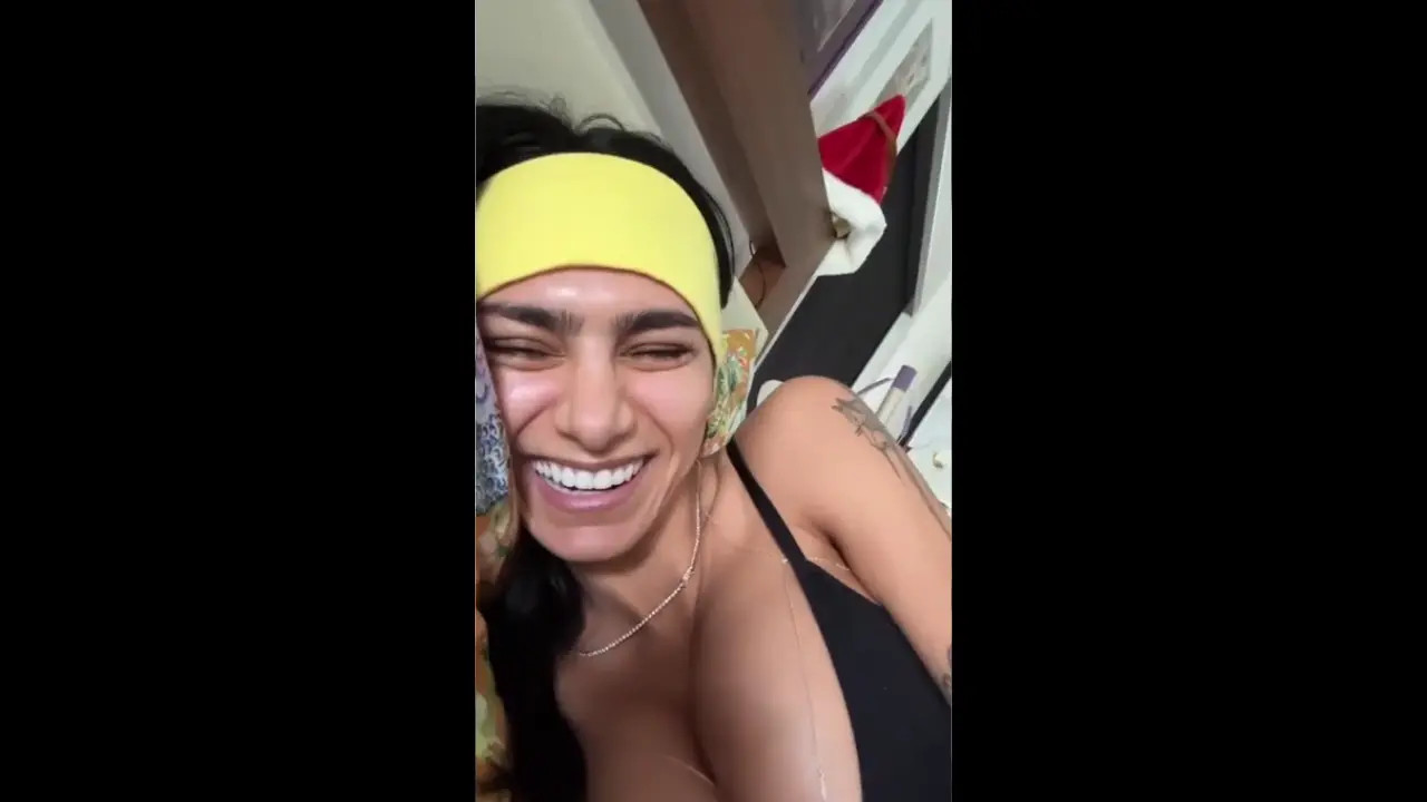 Mia Khalifa - Naked Morning Routine - Watch Latest Porn Video at ePornHome.com for Free.