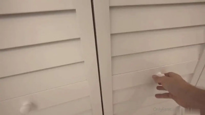 OnlyFans Violet Myers - Surprising Her Boyfriend