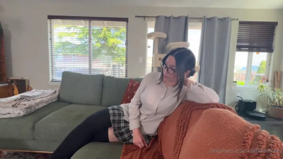 OnlyFans - Daniellexxvv - Shy Girl Becomes A Horny Slut