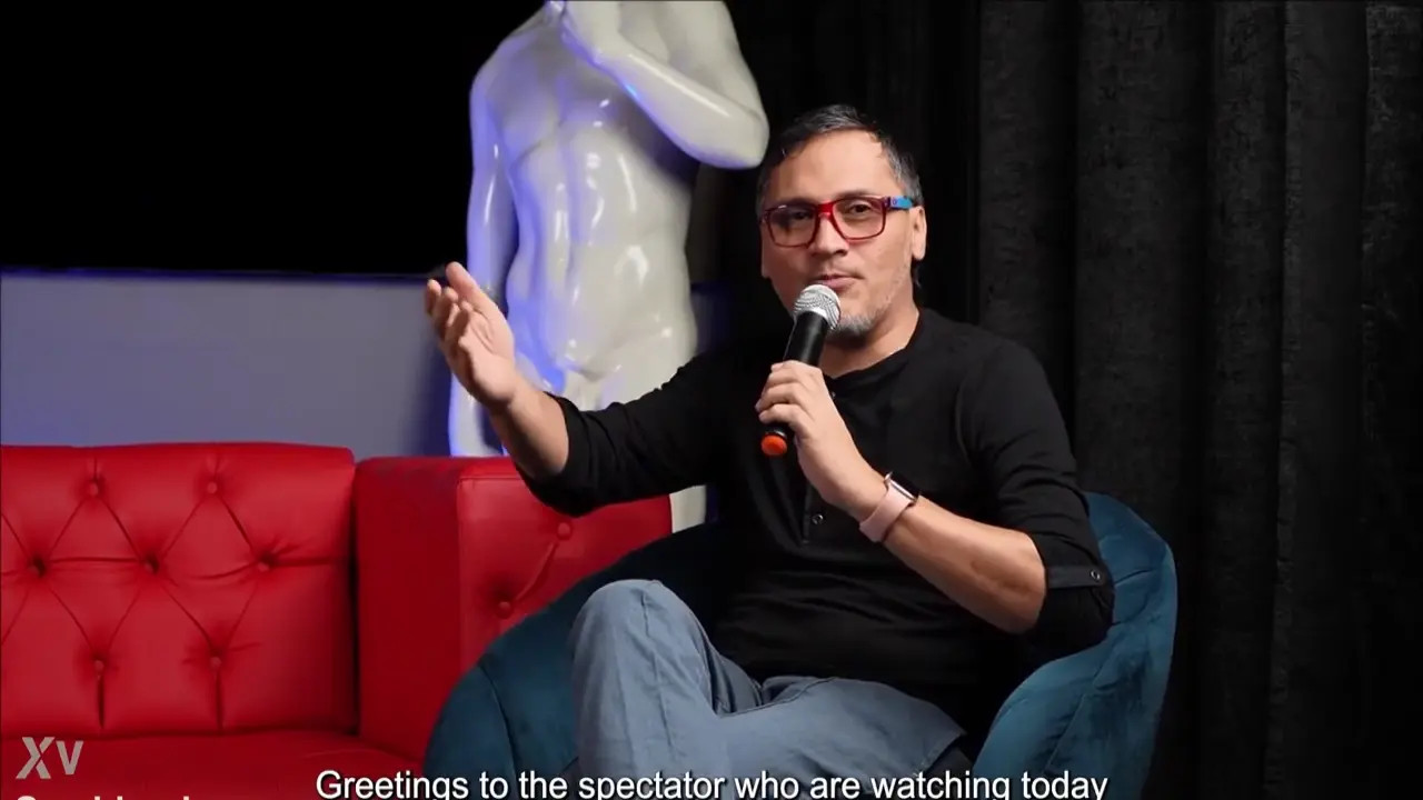 Sara Blonde - Sex In Interview With Cuck Hubby - Watch Latest Porn Video at ePornHome.com for Free.