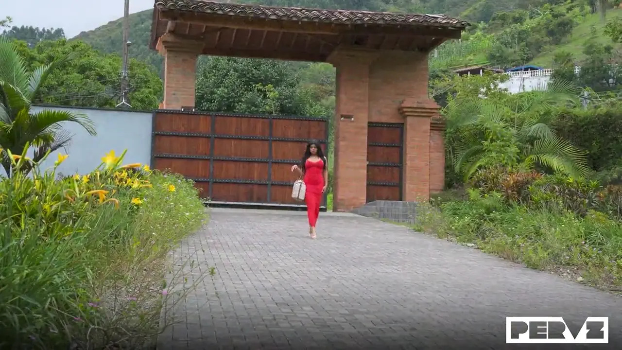 Rosxana Gutierrez - This Is Getting Weird: Big Booty Latina Gets Creepy, Oily Massage 11 09 2025 - Watch Latest Porn Video at ePornHome.com for Free.