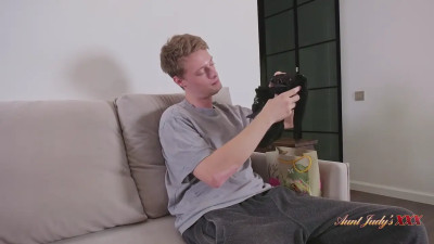 Anna Maria - Stepson Has A Sexy Gift For Her