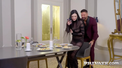 Britney Dutch - Do You Know What Britney Dutch's Favourite Dessert Is? Its Creamy 17 09 2025