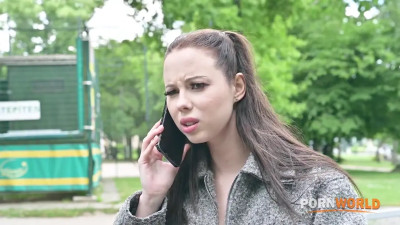 Alice Ross - Adventurous Tourist Alice Ross Takes An Anal Pounding From Sexy Stranger 18 09 2025