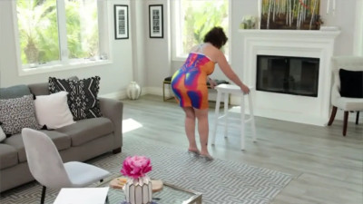 Sara Jay - Sara Jay Helps Herself To A Serving Of The Big Cock Her Life-drawing Model Proudly Displays 22 09 2025