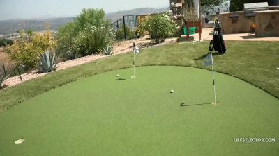 Lilly Bell - How I Met My Girlfriend, Lilly Bell