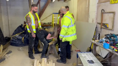 Joinersamanthax - Gangbang With Builders