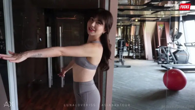 LunaLoveKiss - Gets Stretched By Her Gym Trainer