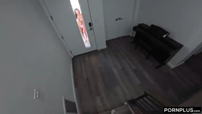 Ricki Rose - Close Up Shower 19 09 2025