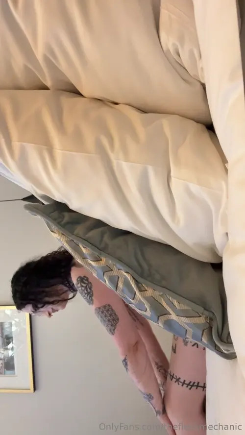 Chlo Lunaa - Her First Proper Porno W The Flesh Mechanic - Watch Latest Porn Video at ePornHome.com for Free.