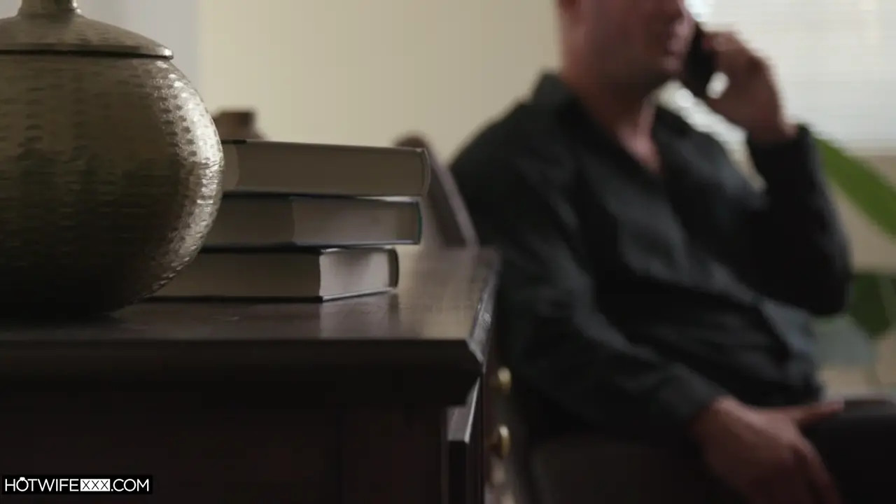 Cubbi Thompson - Busty Wife Cubbi Thompson Has Some Fun Again 24 09 2025 - Watch Latest Porn Video at ePornHome.com for Free.