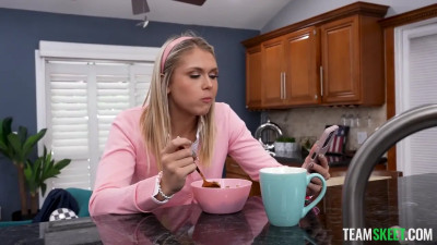 Tiffany Fox, Juliana Marie - Stepdaddy Breeding: Virgin Cutie Gives Her Pussy For A Sibling 24 09 2025