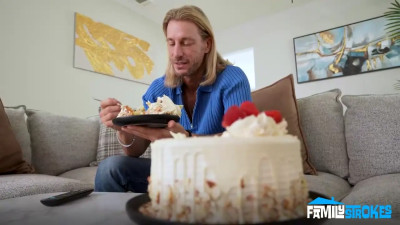 Krystal Sparks, Rose Carter - Wedding Night Practice: My Stepdaddy Helps Me Relax 26 09 2025