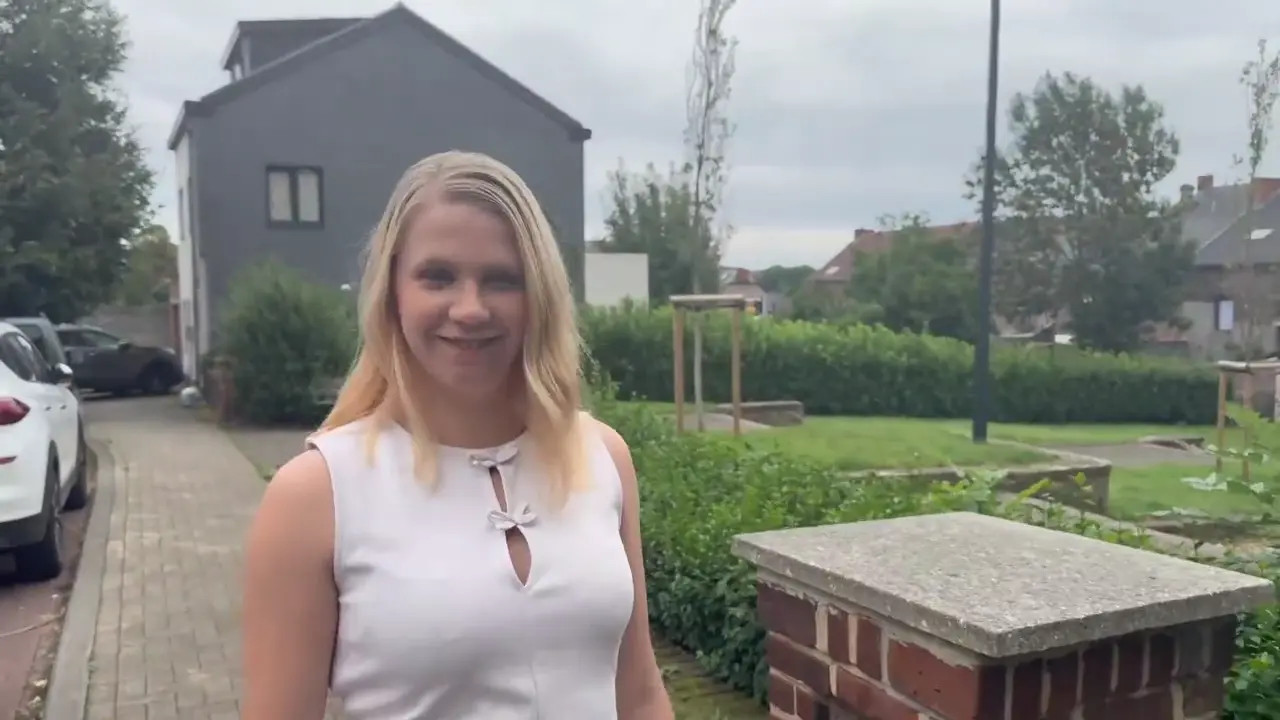 Lola 28 Years Old Fucked By Two Guys For Her Comeback 05 10 2025 - Watch Latest Porn Video at ePornHome.com for Free.