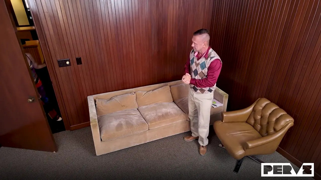 Lola Aiko - Hot For Therapy: Dr. Fitzwell Makes Lolas Wet Dreams Cum True 06 10 2025 - Watch Latest Porn Video at ePornHome.com for Free.