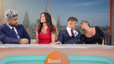 Georgie Maria, Kayla Wild - News Channel Foursome On TV