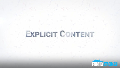 Luna Luxe - Fucking My Pornfluencer Stepdaughter In Front Of Her Fans! 15 10 2025