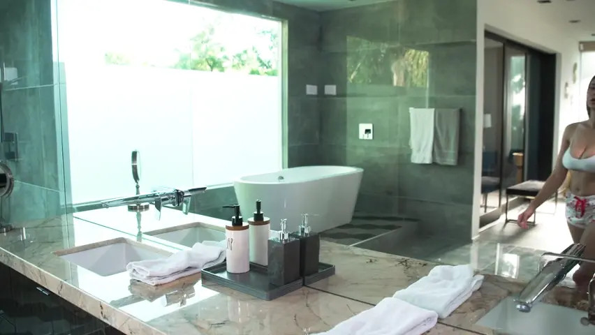 Roxie Sinner - Horny Fan Service - Watch Latest Porn Video at ePornHome.com for Free.