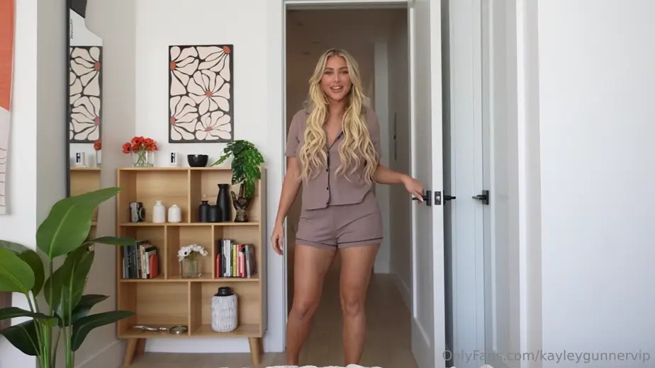 OnlyFans - Kayley Gunner - I Fucked The Lead Singer Ft Jak Knife - Watch Latest Porn Video at ePornHome.com for Free.