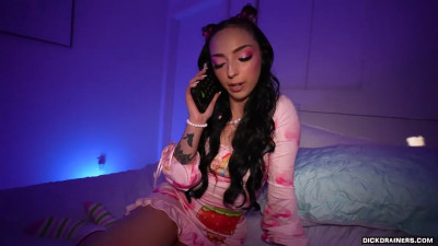 Scarlett Rose - She Is Only 19 So She Needs Help Gettin Into The Party 19 10 2025