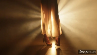 Della Cate - Shadow Play 23 10 2025