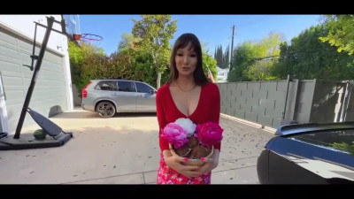 Lexi Luna, Scarlett Alexis - The MILFs