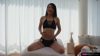 Kiki King - Kinky Massage 28 10 2025