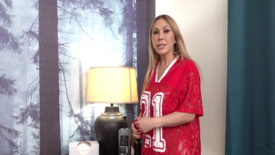 Kianna Dior - Mommy Suck And Fuck