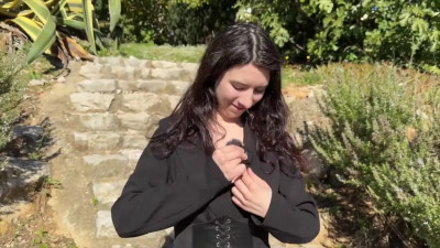 JacquieEtMichelTV Ayori 21 Years Old From Poitiers 10-11-2025