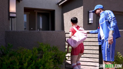 Raee Ripley - Take One For The Team: She Needs Her Coach's Cum To Focus 14 11 2025