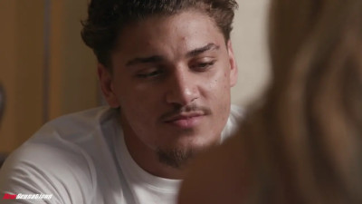 Sierra Spunk - MILF Plays With Her New Neighbor 22 11 2025