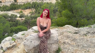 JacquieEtMichelTV Venus 25 Years Old Doubles Her Speakers 23 11 2025