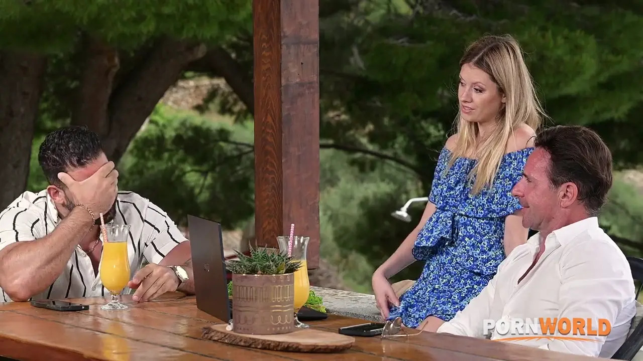 Rebecca Volpetti - Nympho Wife Rebecca Volpetti Cheekily Takes A DP Pounding While Outside GP3345 25 11 2025 - Watch Latest Porn Video at ePornHome.com for Free.