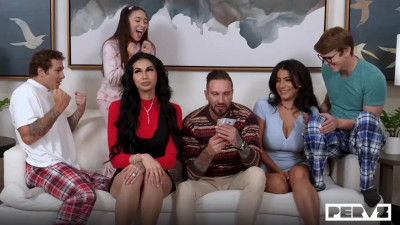 Roxie Sinner - Card Declined? Try Pussy Pay! 27 11 2025