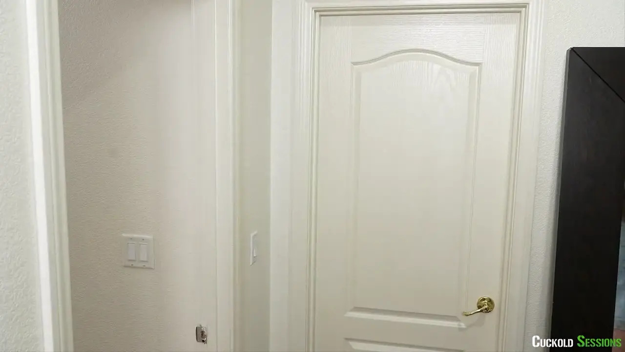 Olivia Madison - Gets Her Fix From Plumber Kris Kixxx 29 11 2025 - Watch Latest Porn Video at ePornHome.com for Free.