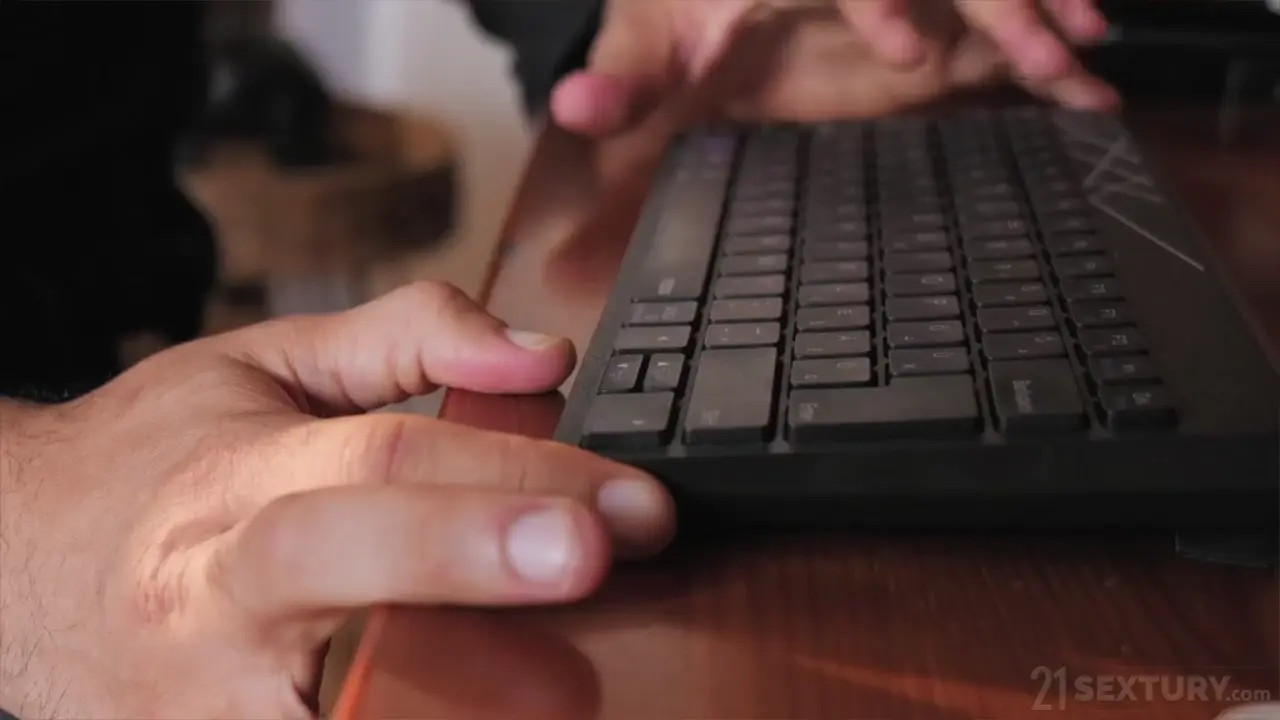 Zlata Shine - Her Cure For Writers Block 29 11 2025 - Watch Latest Porn Video at ePornHome.com for Free.