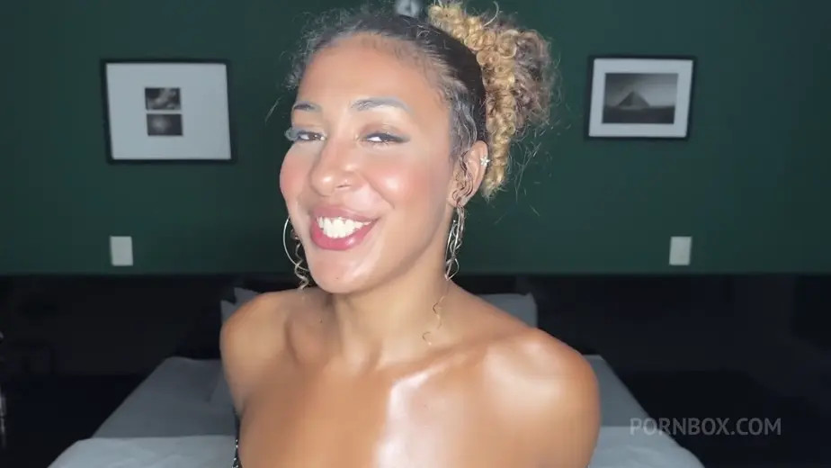 Emely - Loved Her Curves, Fucking Ebony Beauty Souaemelly GOSTOSO! - Watch Latest Porn Video at ePornHome.com for Free.