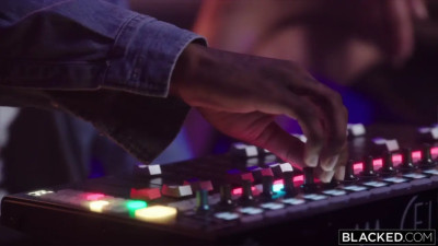 Cherry Kiss - Blonde Babe Gets The Best BBC Creampie 04 12 2025