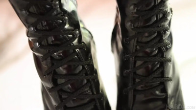 Jesse Pony - Tiny Opens Her Ass Wide 13 12 2025