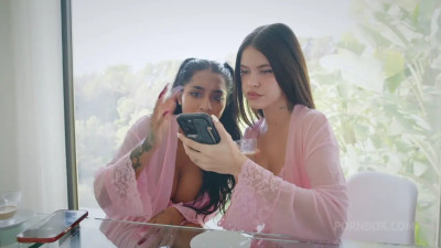 Yasmina Khan, Rossa Vaxx - 5 Huge Cocks Wild Orgy