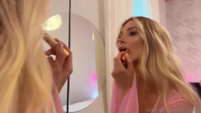 Cara Caru - BG Pink Fuck